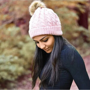 NWT Just Cozy Pink Knitted Cable Knit Hat Toque  Winter Sherpa Lined Pom Pom O/S